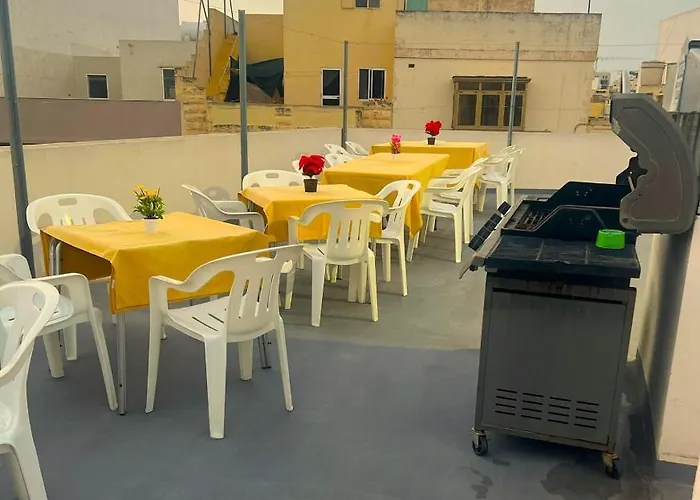 Отель Smart Биркиркара